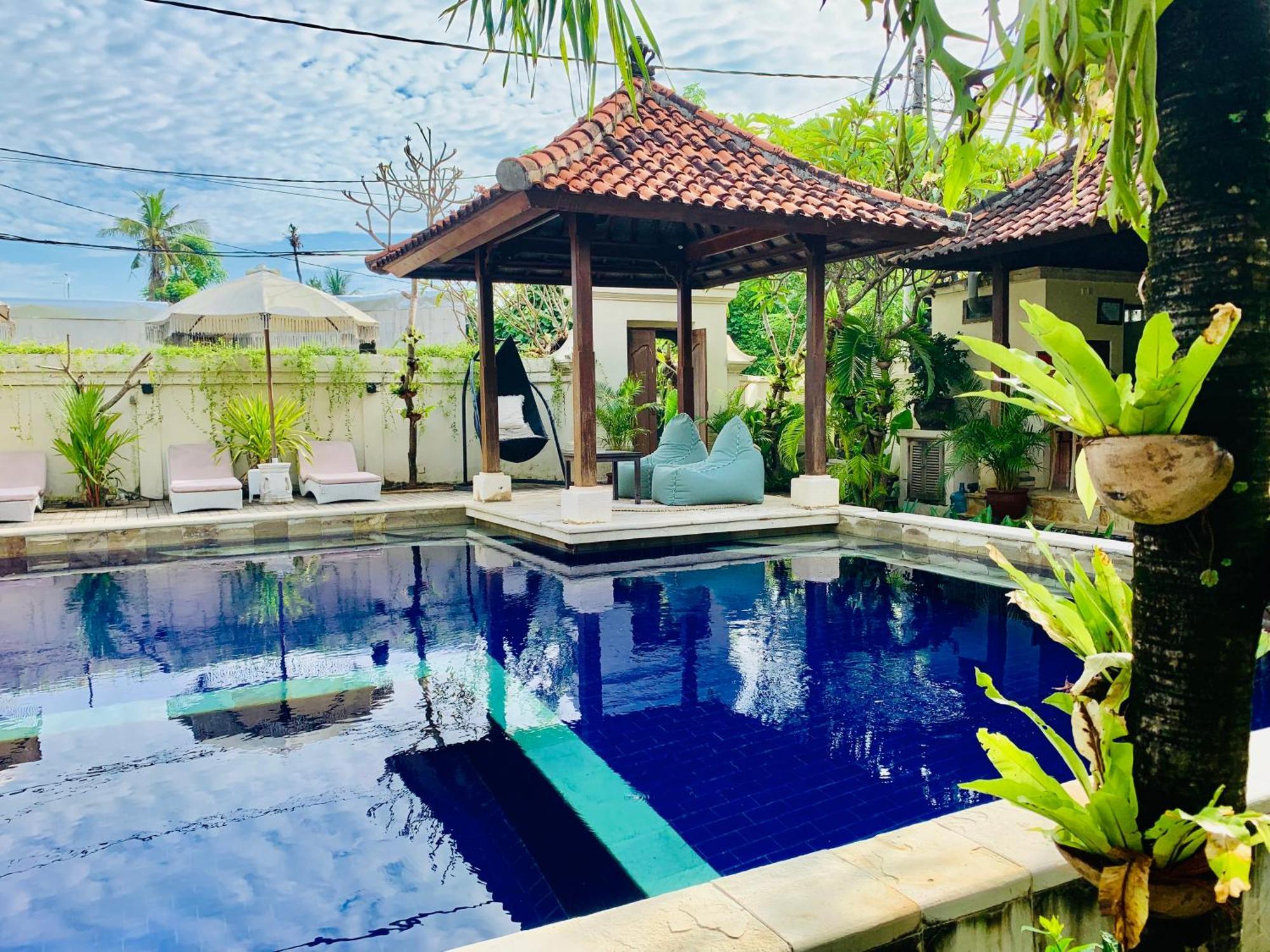 Pondok Baruna Garden Nusa Lembongan  Exterior photo